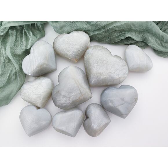 Super Flash Sage Moonstone Heart Carving Garnierite - Picture 2 of 12